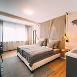 Διαμέρισμα Premium *