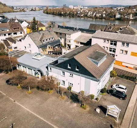 Premium Koblenz (Rhineland-Palatinate)